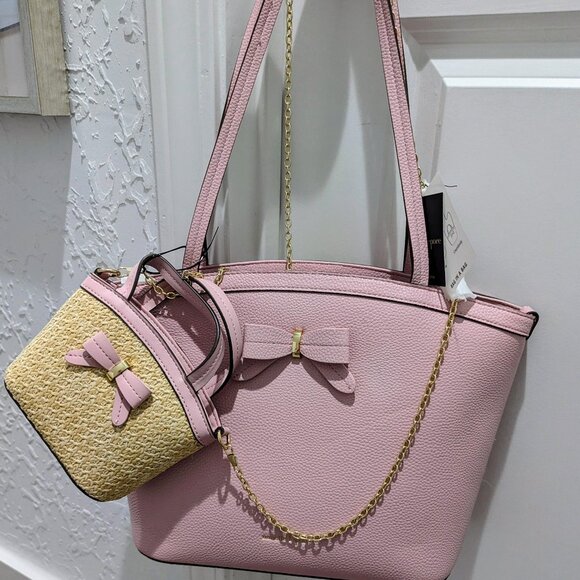 Nanette Lepore Handbags - Nanette Lepore Purse